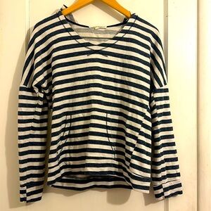 Demeanor striped hoodie